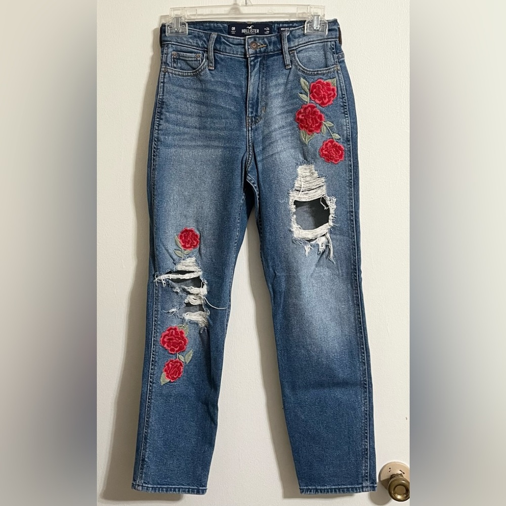 Hollister High Rise Slim Straight Jeans Red Floral Embroidered